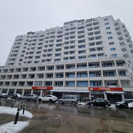 Huge Apartment With A Parking Space In The Same Building Sófia Exterior foto
